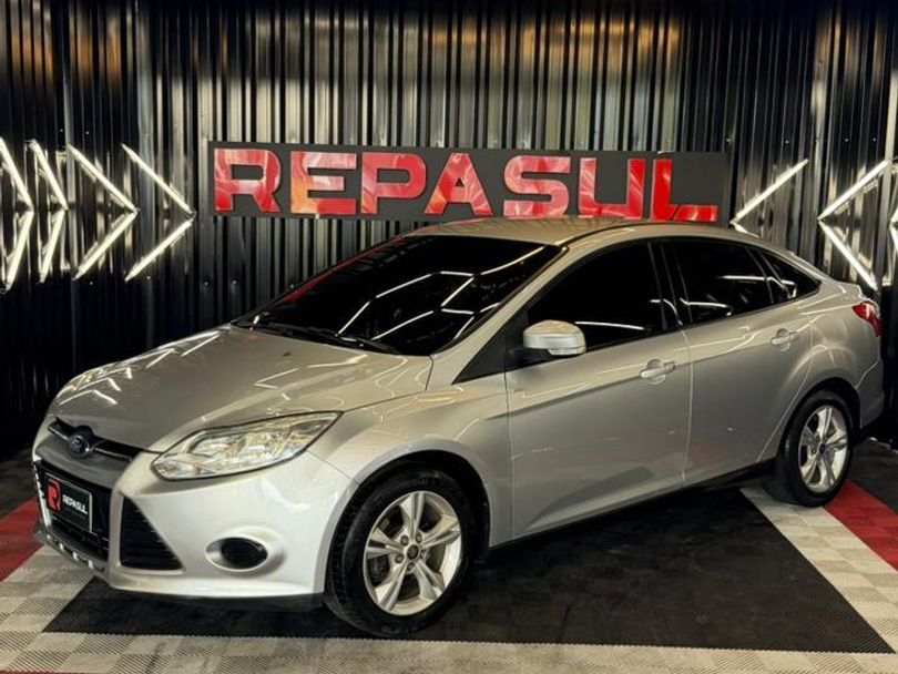 Ford Focus Sedan 2.0 16V/2.0 16V Flex 4p Aut.