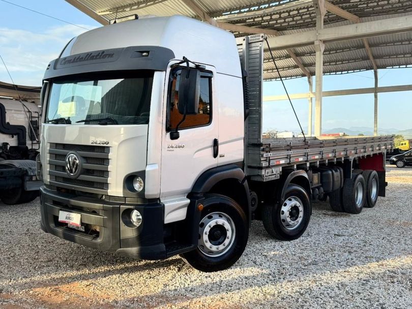 VOLKSWAGEN 24-280 E Constel. 6x2 2p (diesel)(E5)