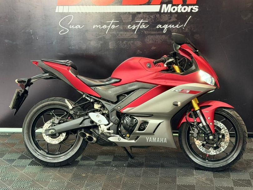 YAMAHA YZF R-3 321/ABS