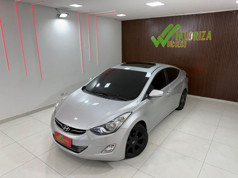Hyundai Elantra GLS 1.8 16V Aut.