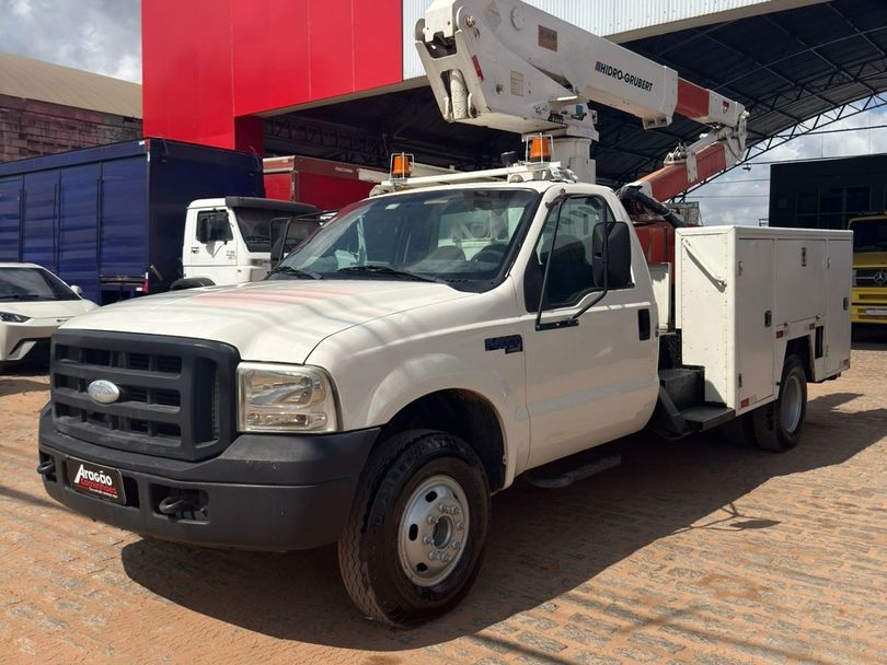 FORD F-4000 TURBO CUMMINS 2p (diesel)