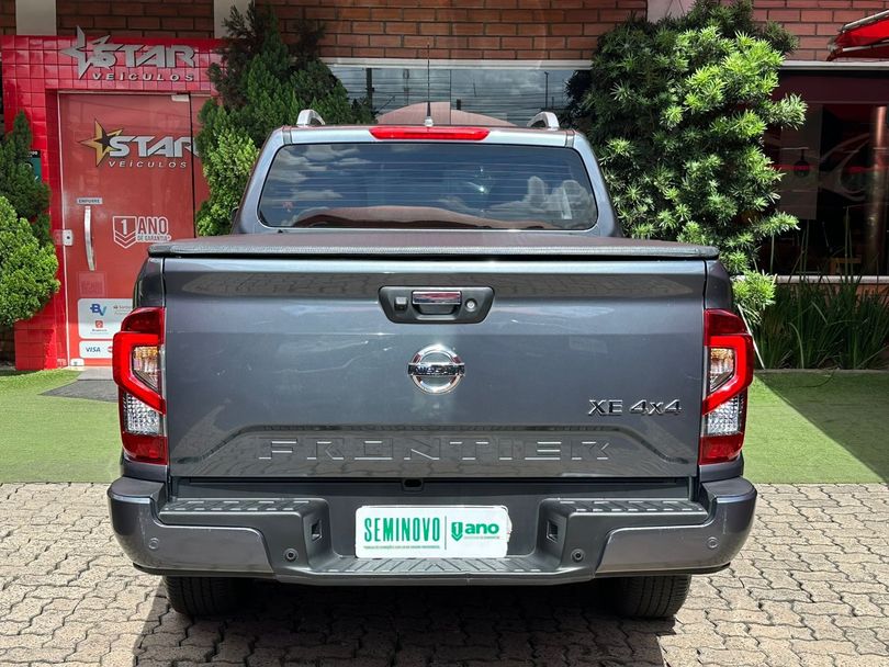 Nissan Frontier XE CD 4x4 2.3 Bi-TB Diesel Aut.