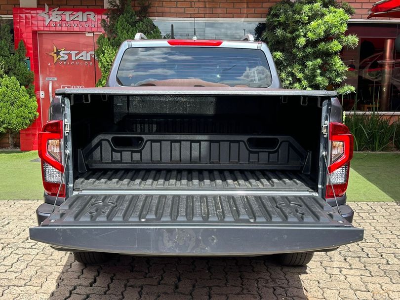 Nissan Frontier XE CD 4x4 2.3 Bi-TB Diesel Aut.