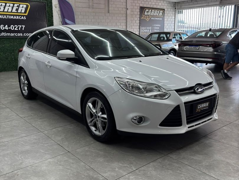 Ford Focus 2.0 16V/SE/SE Plus Flex 5p Aut.