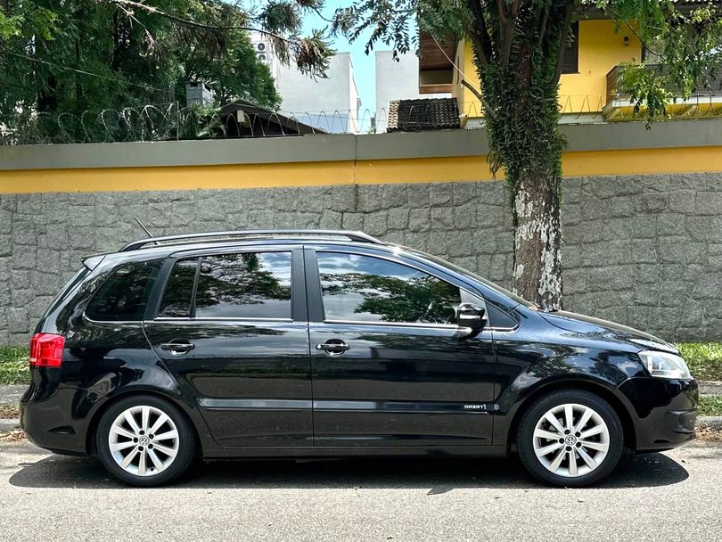 VolksWagen SPACEFOX 1.6/ 1.6 Trend Total Flex 8V 5p