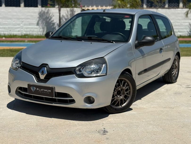 Renault Clio Authentique 1.0 16V (Flex) 2p
