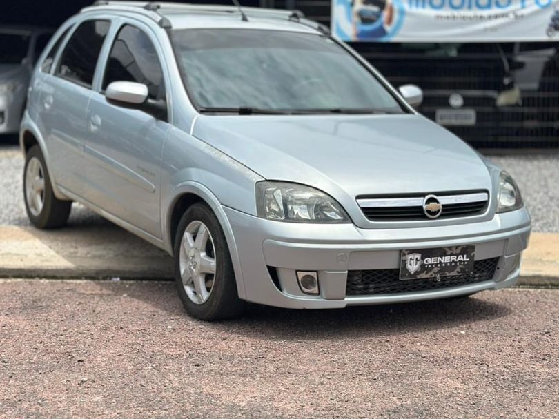 Chevrolet Corsa Hat. Premium 1.4 8V ECONOFLEX 5p