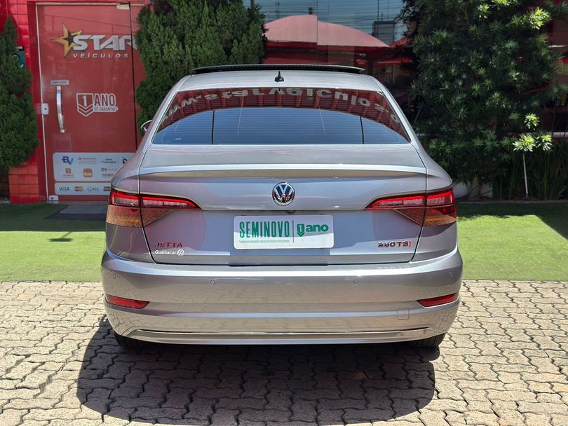 VolksWagen JETTA Comfort. 250 TSI 1.4 Flex 16v Aut.