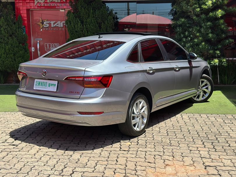 VolksWagen JETTA Comfort. 250 TSI 1.4 Flex 16v Aut.