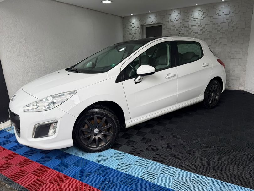 Peugeot 308 Active 1.6 Flex 16V 5p mec.