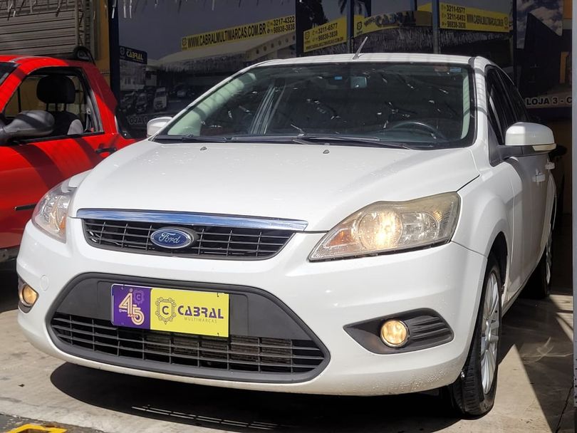 Ford Focus Sedan 2.0 16V/2.0 16V Flex 4p Aut.