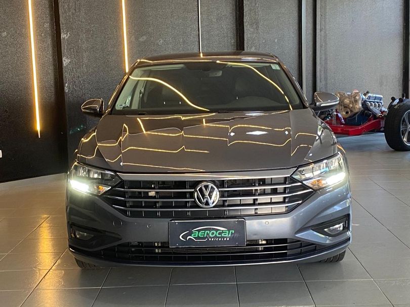 VolksWagen JETTA Comfort. 250 TSI 1.4 Flex 16v Aut.