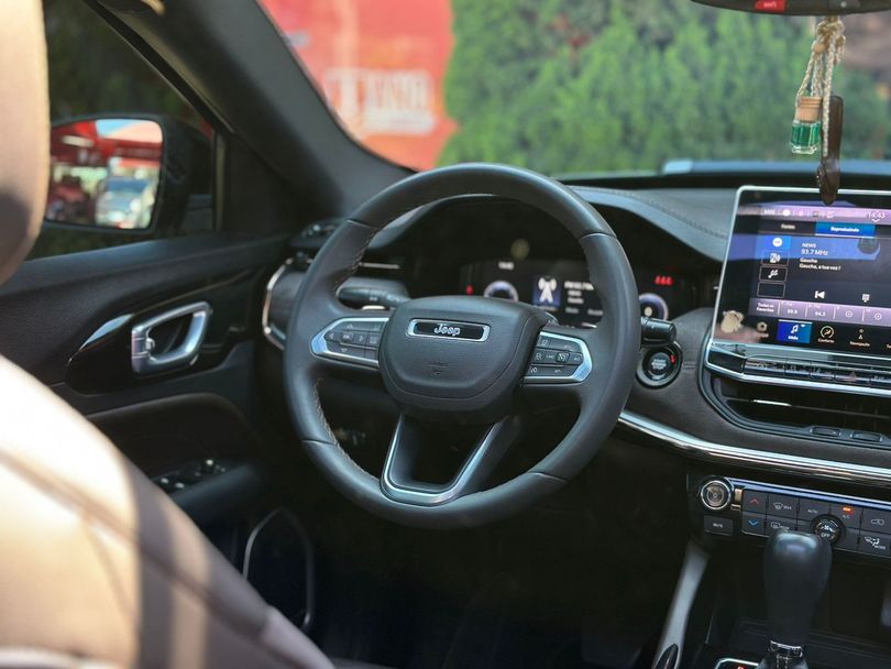 Jeep Commander Overland T270 1.3 TB Flex Aut.