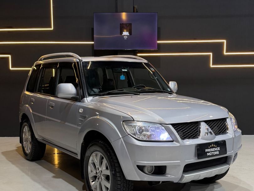 Mitsubishi Pajero TR4 2.0/ 2.0 Flex 16V 4x4 Mec.