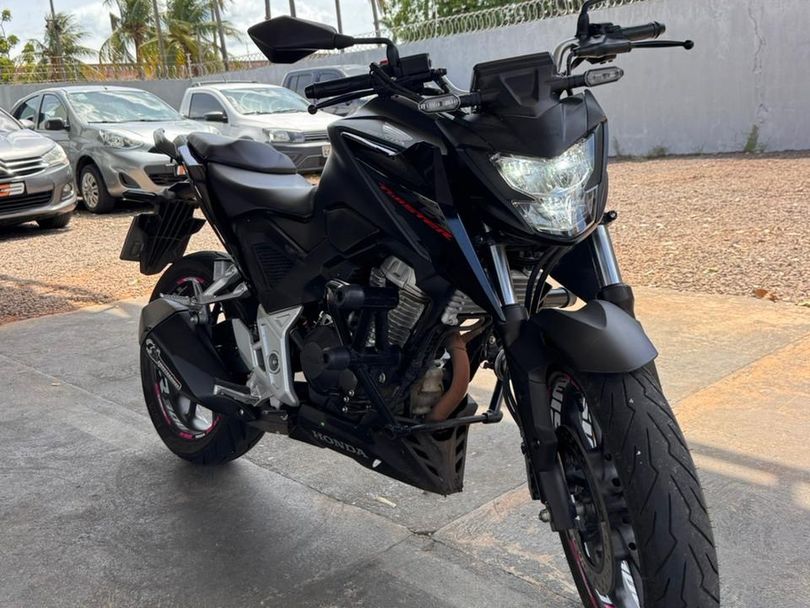 HONDA CB 300F Twister Flex