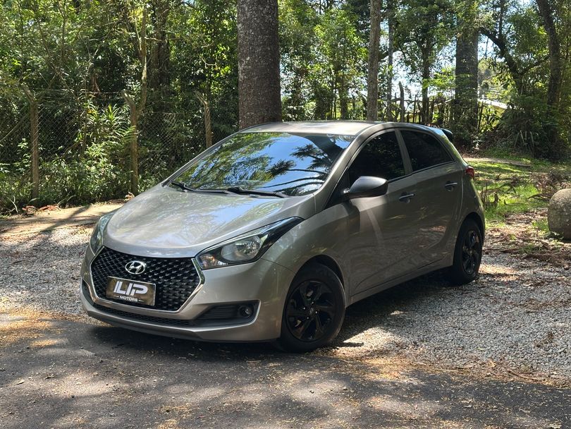 Hyundai HB20 Unique 1.0 Flex 12V Mec.