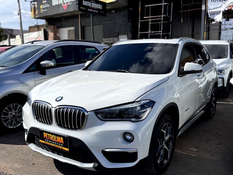 BMW X1 SDRIVE 20i X-Line 2.0 TB Active Flex