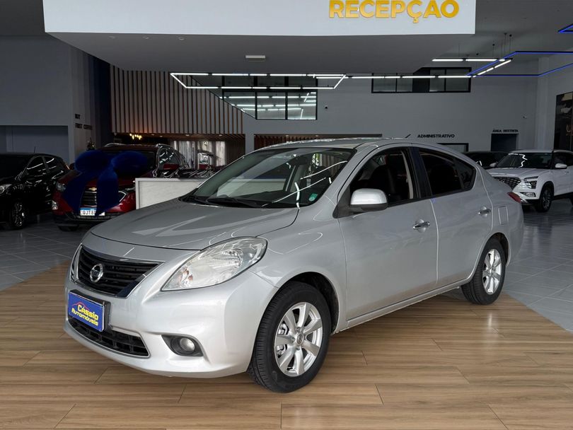 Nissan VERSA SL 1.6 16V Flex Fuel 4p Mec.