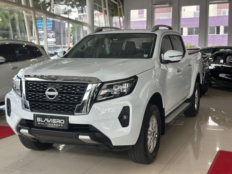 Nissan Frontier XE CD 4x4 2.3 Bi-TB Diesel Aut.