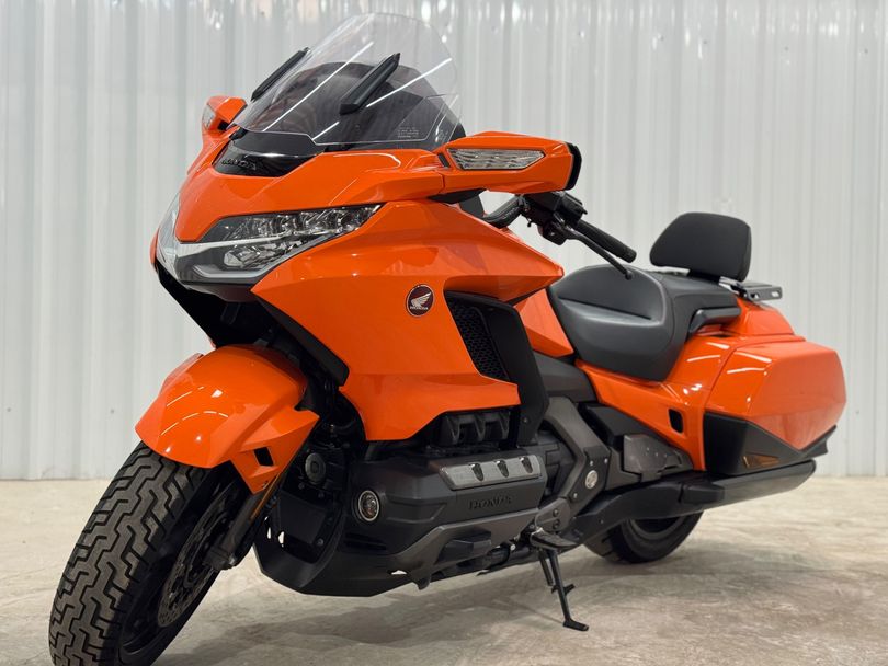 HONDA GOLD WING TOUR 1800