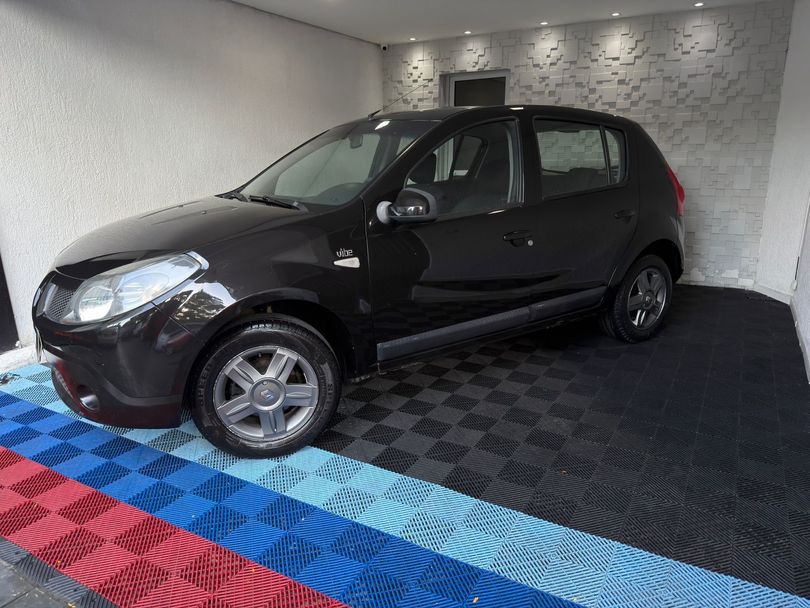 Renault SANDERO Expression Hi-Flex 1.6 8V 5p