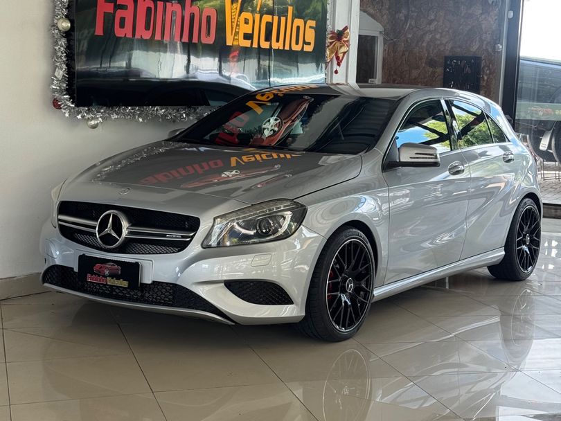Mercedes Classe A 200 1.6 TB 16V Urban 156cv Aut.