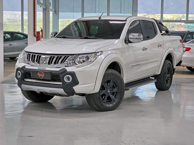Mitsubishi L200 Triton Sport HPE 2.4 CD Diesel Aut.