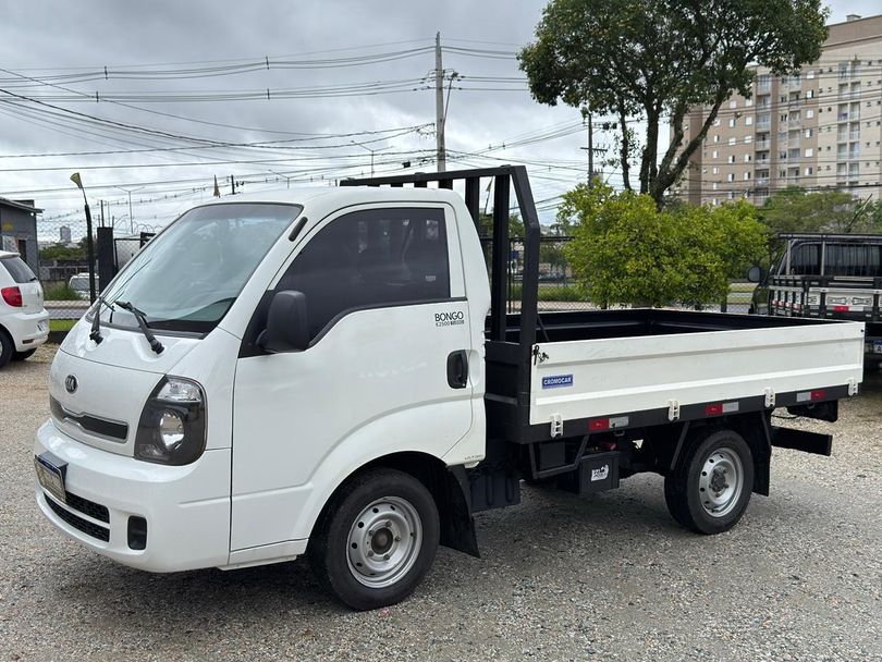 Kia Motors Bongo K-2500 2.5 4x2 TB Diesel