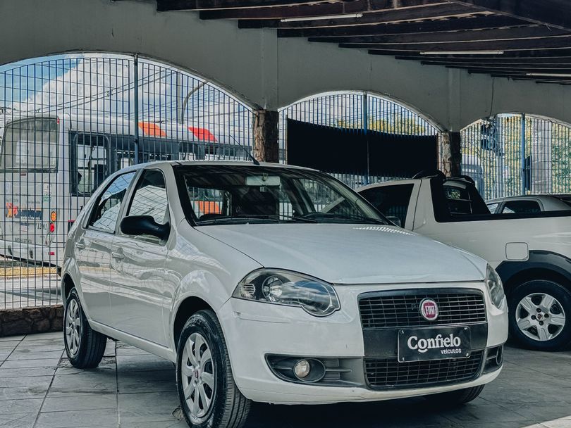 Fiat Palio ELX 1.4 Fire/30 Anos F. Flex 8V 4p