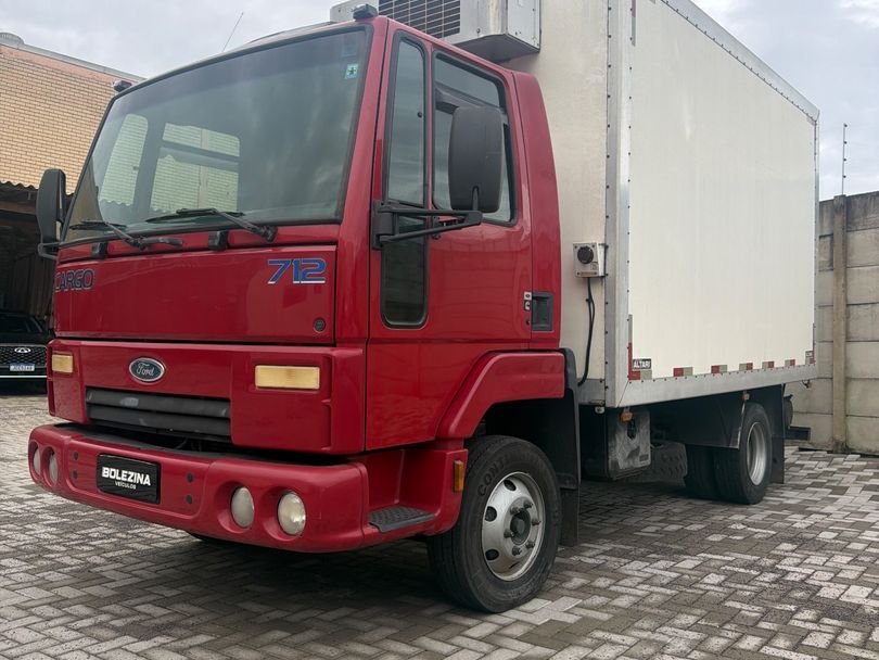 FORD CARGO 712 E Turbo 2p (diesel)