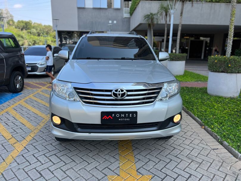 Toyota Hilux CD SR 4x2 2.7 16V/2.7 Flex Aut.