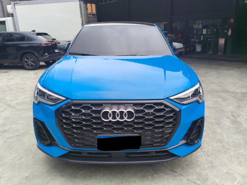 Audi Q3 SPB Perf. Black 2.0 TFSI Tipt. Quat.