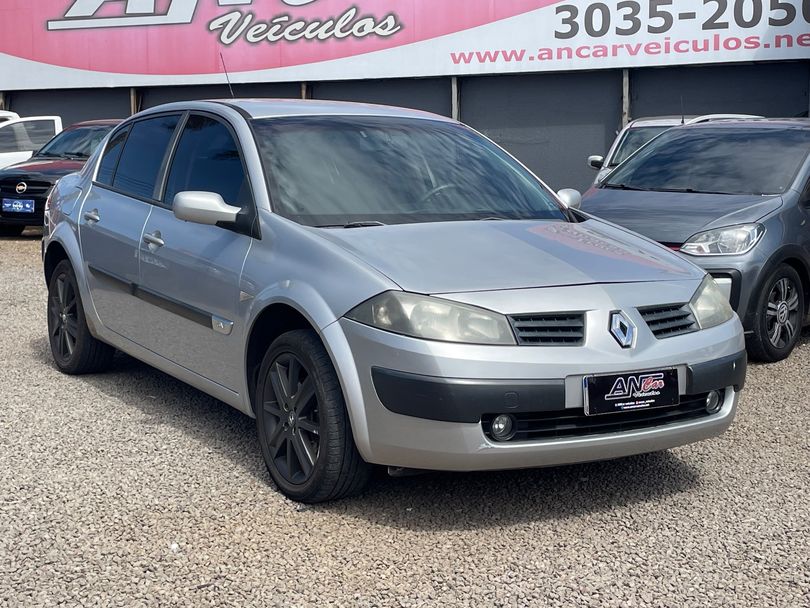 Renault Megane Sedan Dynamique Hi-Flex 1.6 16V
