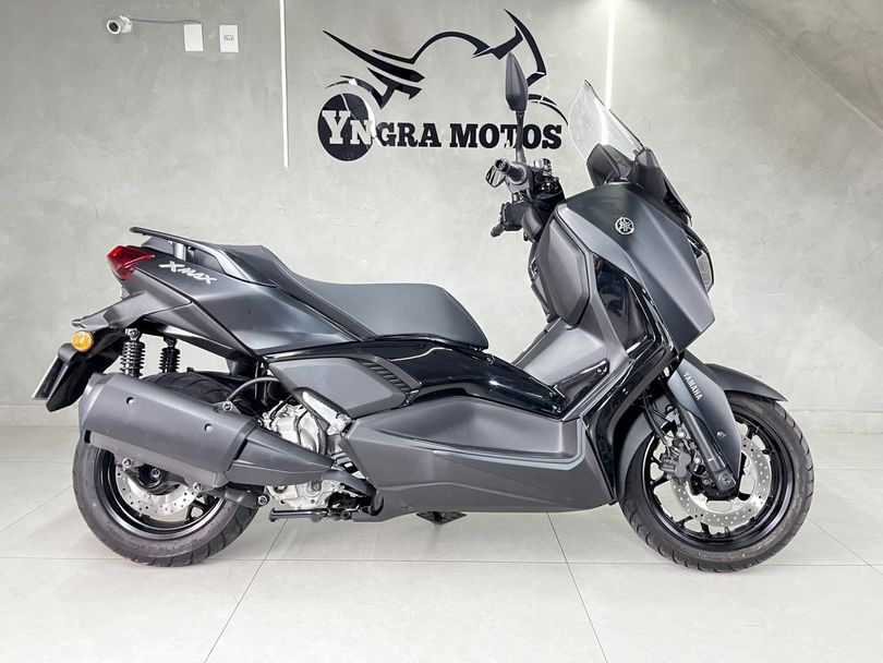 YAMAHA XMAX 250 CONNECTED 