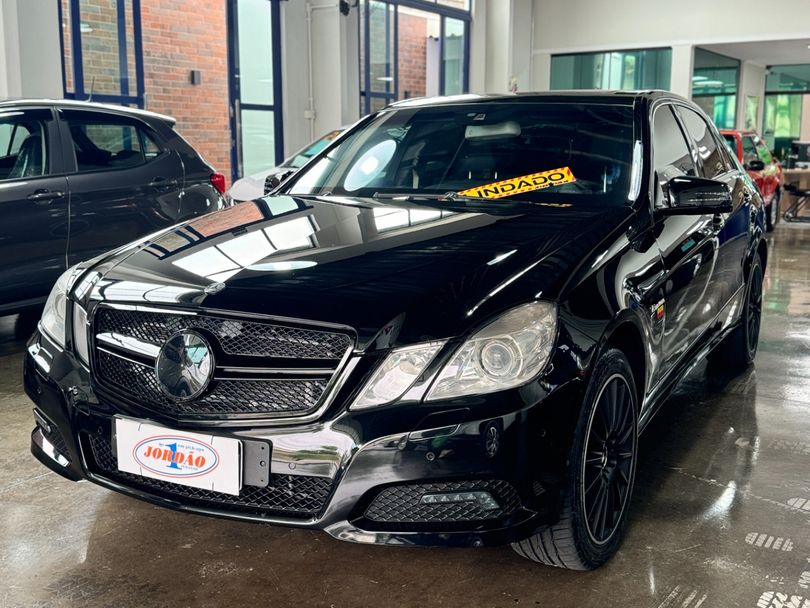 Mercedes E-500 Avant. 5.0 V8 4p Aut. (Blindada)