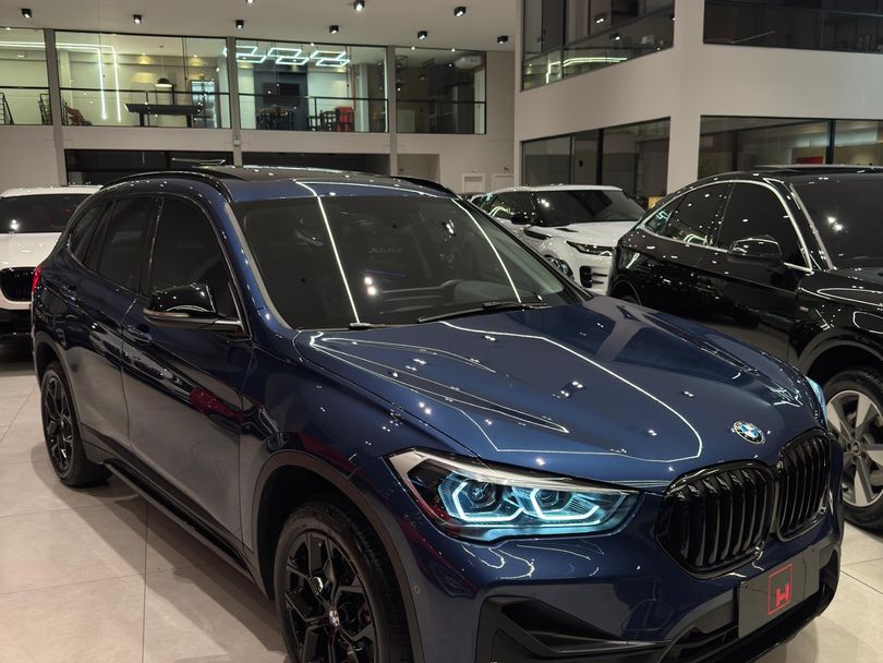 BMW X1 SDRIVE 20i X-Line 2.0 TB Active Flex