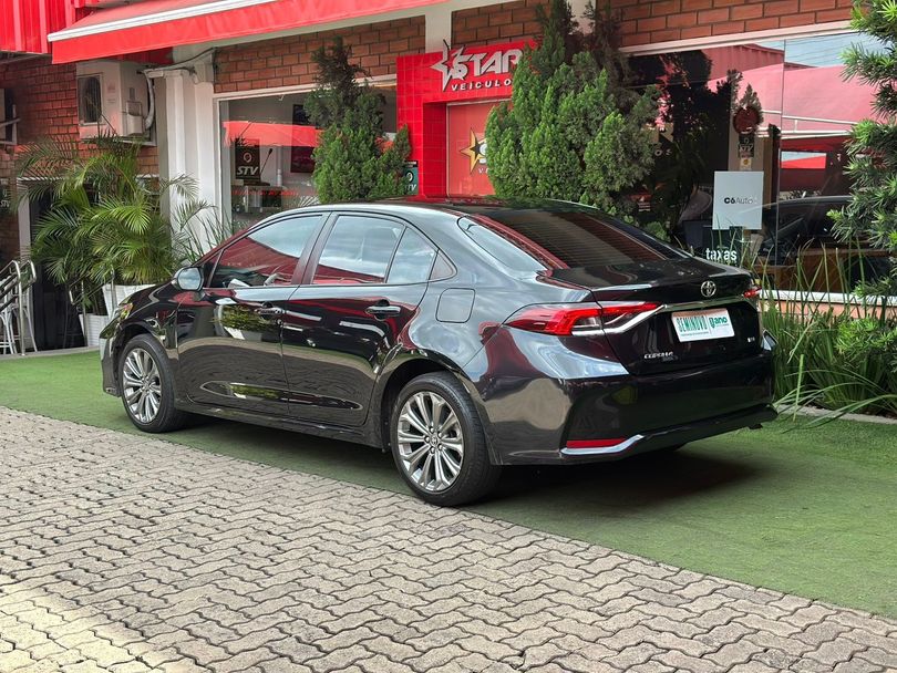 Toyota Corolla XEi 2.0 Flex 16V Aut.