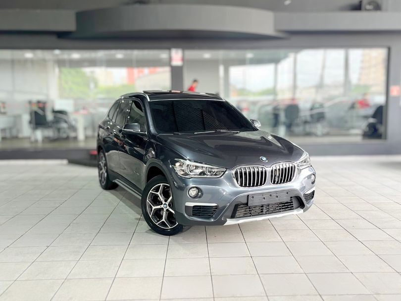 BMW X1 SDRIVE 20i X-Line 2.0 TB Active Flex