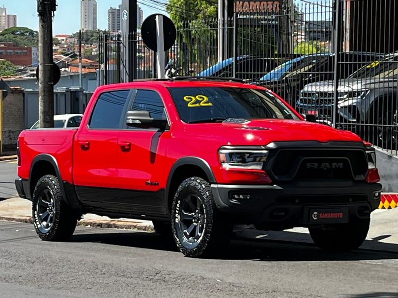 RAM 1500 REBEL 5.7 HEMI CD V8 4x4 Aut.