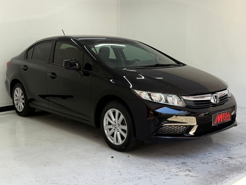 Honda Civic Sedan LXS 1.8/1.8 Flex 16V Aut. 4p