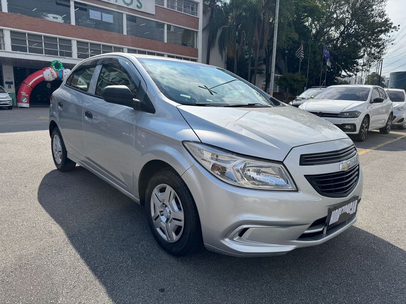 Chevrolet ONIX HATCH Joy 1.0 8V Flex 5p Mec.