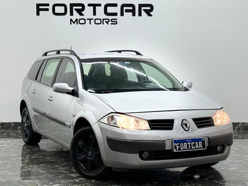 Renault 2.0 DYNAMIQUE GRAND TOUR 16V GASOLINA 4P AUTOMÁTICO