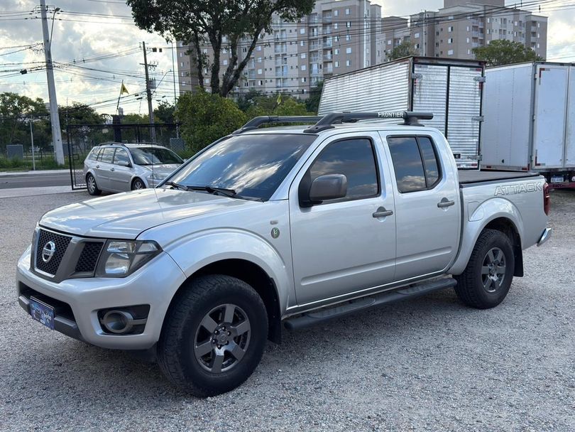 Nissan Frontier SV AT.CD 4x4 2.5 TB Diesel Mec.