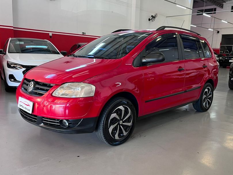 VolksWagen SPACEFOX 1.6/ 1.6 Trend Total Flex 8V 5p