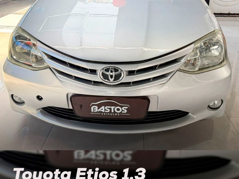 Toyota ETIOS 1.3 Flex 16V 5p Mec.