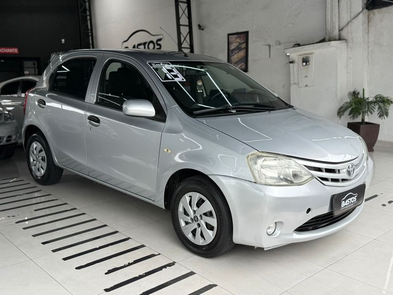 Toyota ETIOS 1.3 Flex 16V 5p Mec.