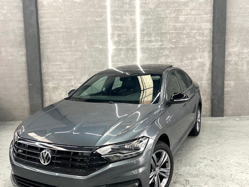 VolksWagen JETTA R-Line 250 TSI 1.4 Flex 16V Aut.