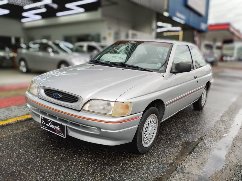 Ford Escort GL 1.8i / 1.8