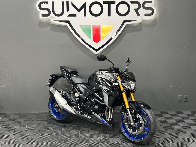 SUZUKI GSX-S 750