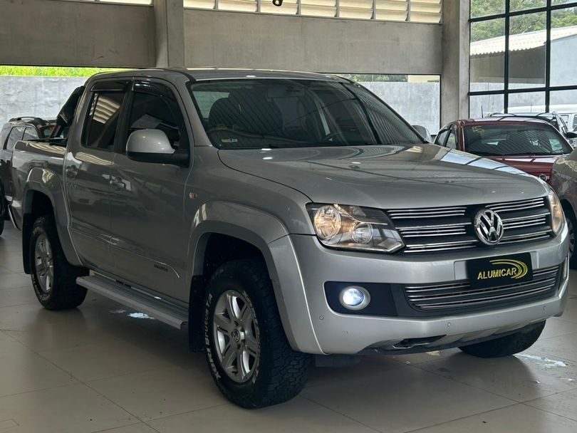 VolksWagen AMAROK Trendline CD 2.0 TDI 4X4 Dies Aut